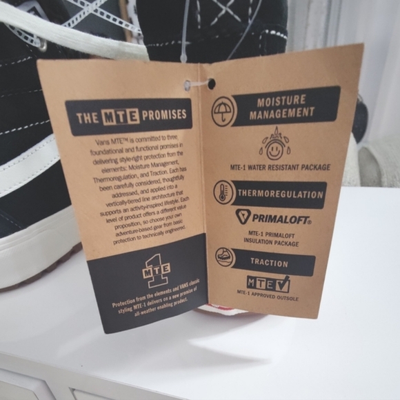 VANS Sk8- MTE 1 High Black And White Gum Size 7 Men 8.5 Women's Cool Weather - Picture 8 of 11